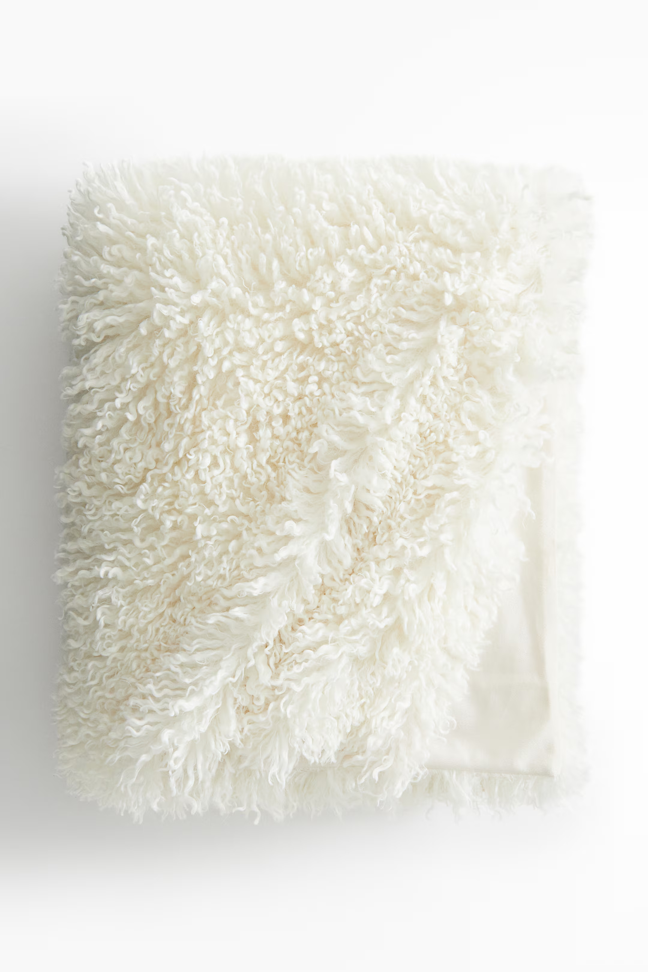 Fluffy Throw | H&M (US + CA)