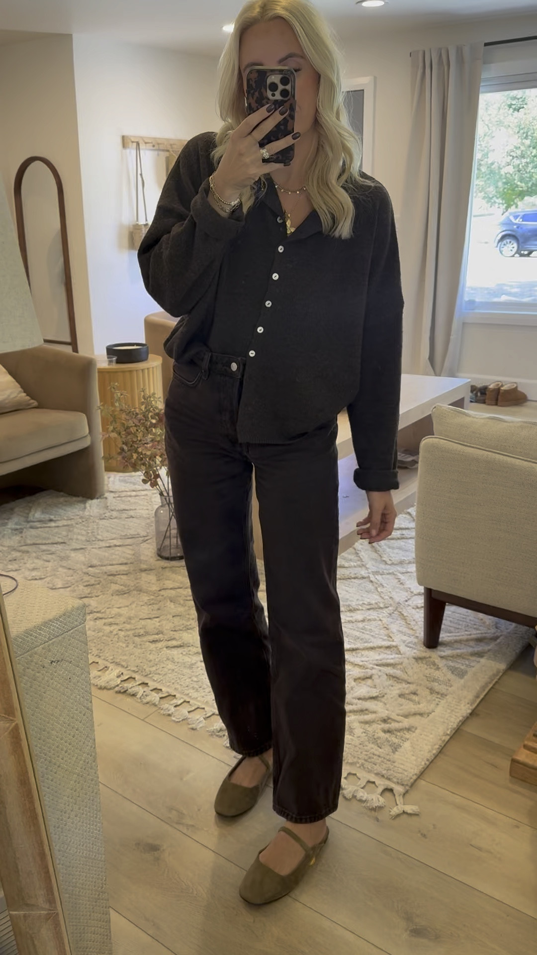 Here is my outfit today! My top is roolee and my bottoms are the H&M jeans! Use code VIP25 to get 25% off on this sweater at roolee! 

#LTKFindsUnder50 #LTKStyleTip #LTKFindsUnder100