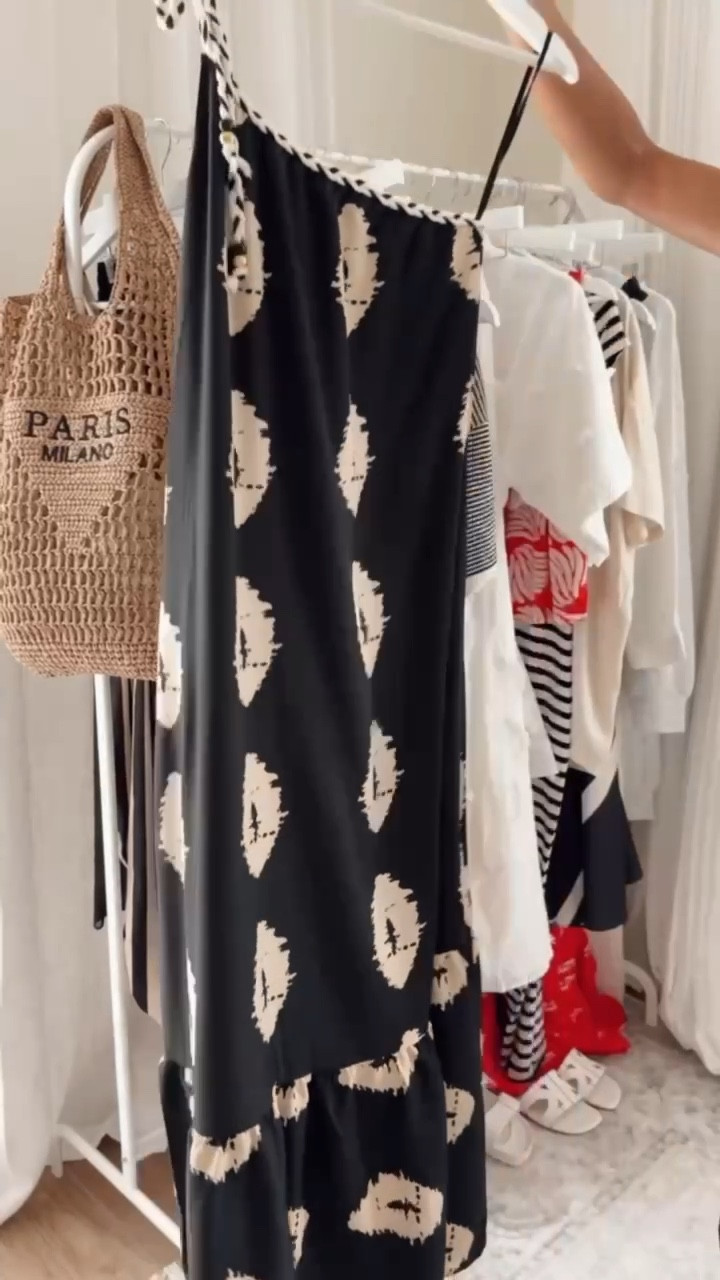 This dress is so good I had to get it in another color✨
StylinByAylin, Aylin

#LTKootd #LTKSeasonal #LTKgrwm