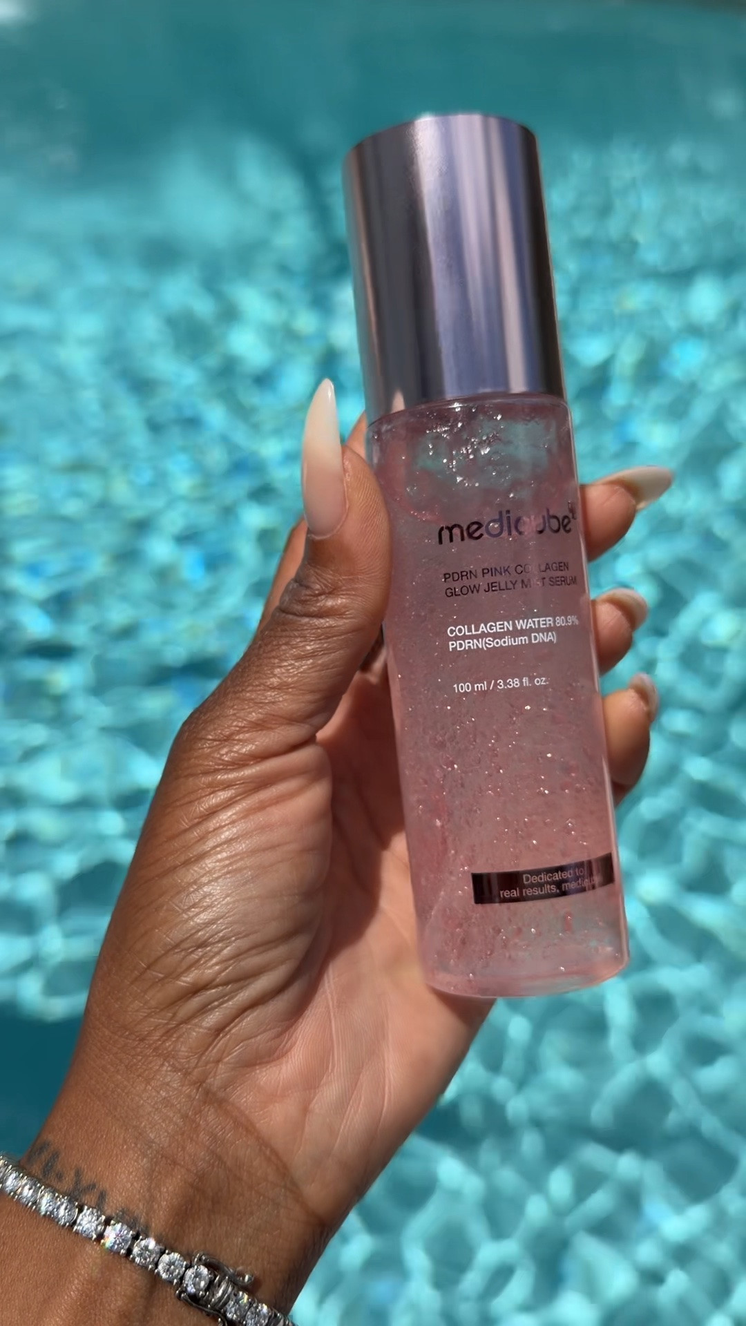 Scroll to shop! ✨ Beauty must-have.

Product: Medicube PDRN Pink Collagen Glow Jelly Mist Serum.

Desliza para comprar. ✨ Imprescindible de belleza.

📲 Download the free LTK app & follow me @kirasfashionfinds to shop all my daily finds.

#LTKselfcare #LTKBeauty #LTKdayinmylife