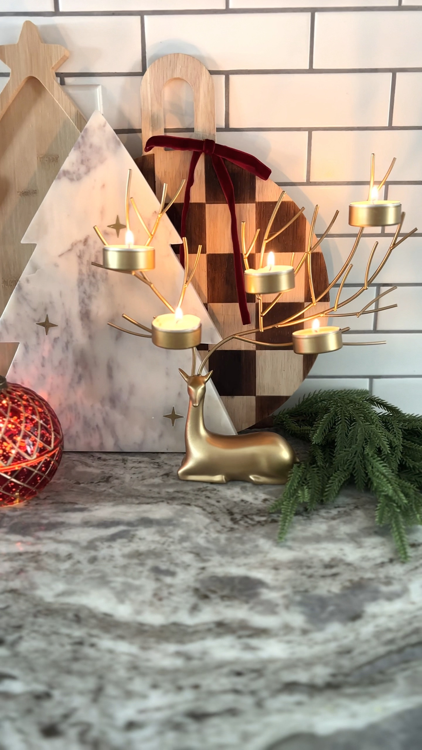 A simple but cozy Christmas kitchen corner🎄✨
This candle holder totally stole my heart! It’s even prettier in person! 😍

Comment “Shop” to get the links sent straight to your inbox 🫶🏻















.
.
.
.
.
.
.
#christmasfinds #christmaskitchen #christmaskitchendecor #cozychristmas #christmascenterpiece #christmasdecor #christmasinspo 

#LTKHoliday #LTKSeasonal #LTKGiftGuide