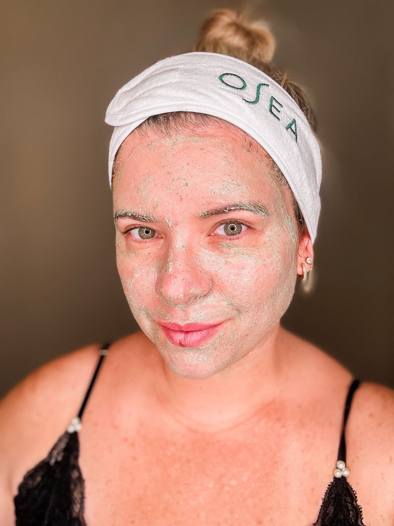 GWRM: Skinimalist Edition - linked all my favorites 👌🏻 Use Code ANARANDALL10 to save more on your purchase! 

▪️Step 1 - exfoliate, cleanse and glow with this multi-tasking face scrub. The nourishing, whipped marshmallow texture washes away debris and excess oils to clarify pores for a revitalized, glowing complexion. It works also as a powerful mask. I wait 10 minutes and then rinse it.
▪️Step 2 - use this powerful must have beauty tool to eliminate my blackheads. Can’t live without!
▪️Step 3 - finally finish with this power bomb 💣 anti-aging serum  with doble hyaluronic acid, Seaweed, Volcanic Ferment and Snow Mushroom in the formula 👌🏻
Consult your dermatologist and avoid eye area! @oseamalibu
 #oseamalibu 
#OSEAPartner


#LTKFind #LTKover40 #LTKbeauty