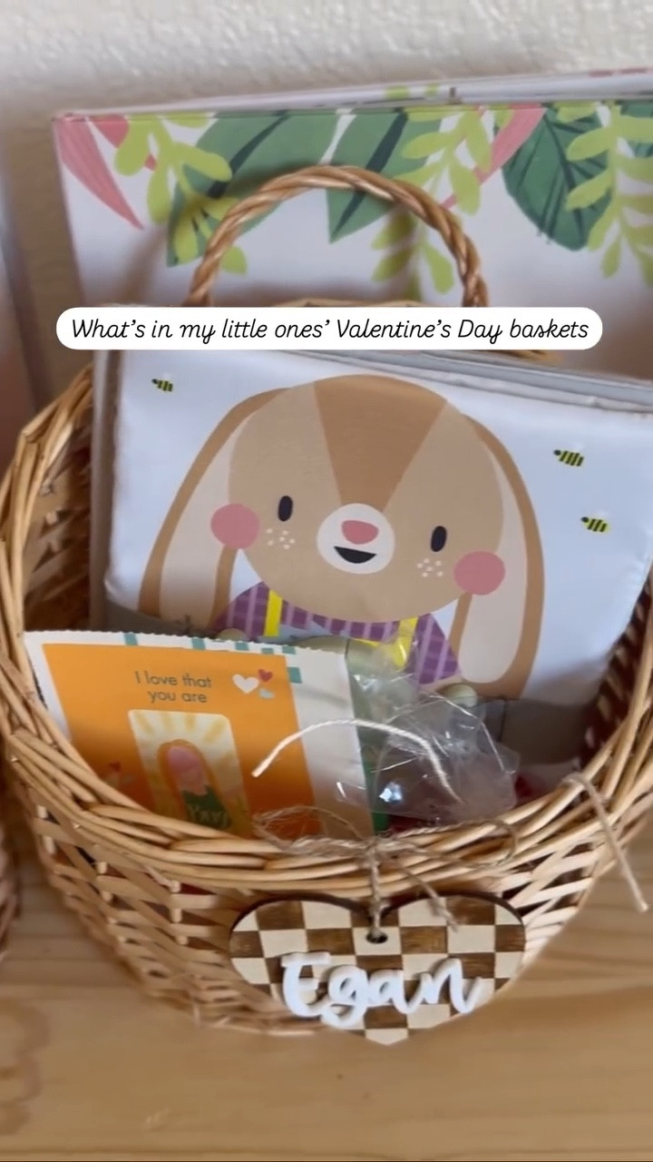 I love to do this every year for the kids. I’ll list everything below and where it’s from/where you can find it. 🫶🏻🤟🏻

Books/busy book/blank heart puzzle were all from @amazon. If you want the link to any of these let me know. I’m obsessed with that busy book. And for the blank puzzle, I filled in each puzzle piece with reasons why I love Clementine. 

The sweet affirmation cards are a print out from @themindsettapestry. 

The stuffie is Hearth and Hand from @target and the heart pop it’s are from the dollarspot 

Baskets are from @michaelsstores 

And tags are from @charlieandpine 

I’ll also have everything on my LTK. 

#valentinesday #valentinesgift #momoftwo