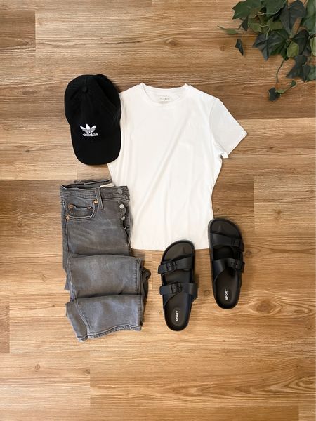 Casual Levi’s straight ankle outfit, baseball hat outfit, double buckle sandals, Pumiey shirt