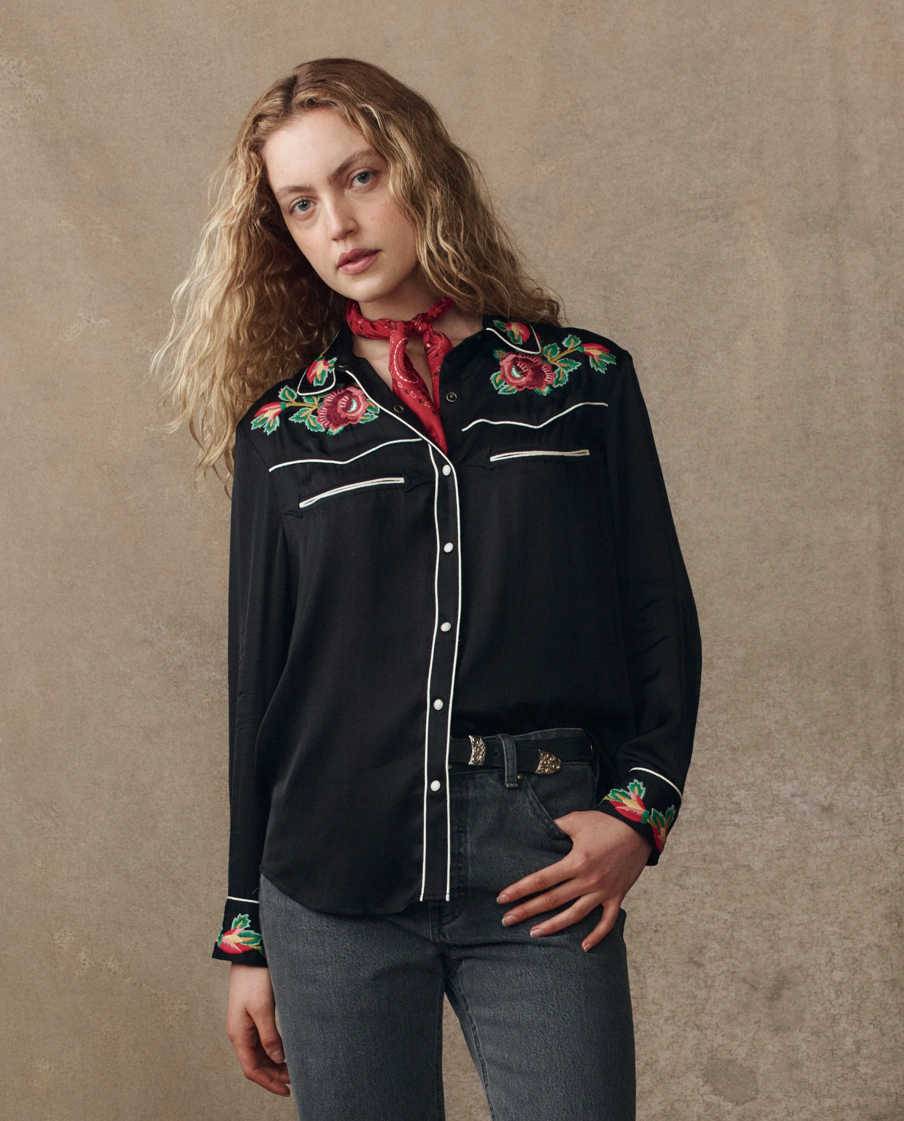 The Heirloom Rose Western Shirt. -- Black | THE GREAT.