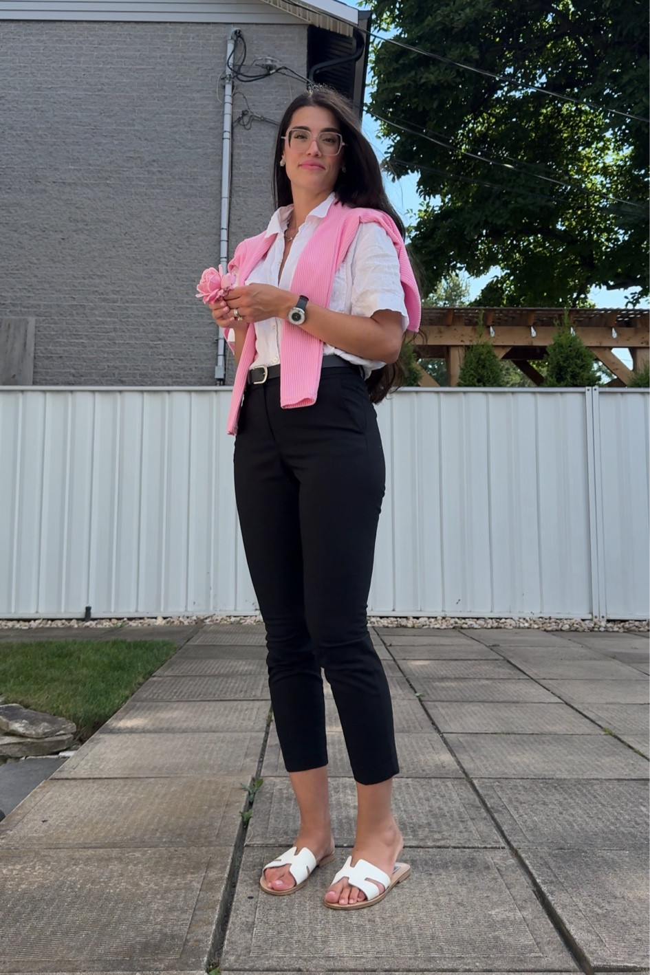 Chic cute and comfy outfit from H&M 


#LTKsummer #LTKstyletip #LTKtravel