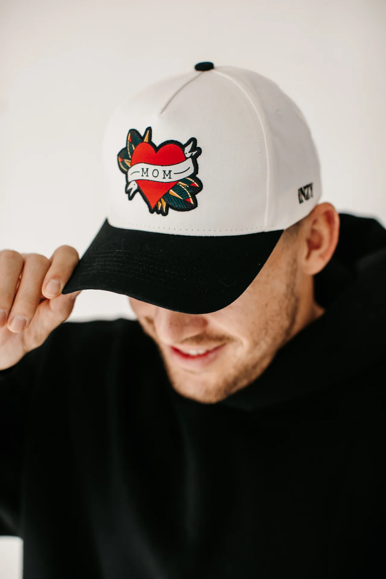 I Love Mom Hat | INZY