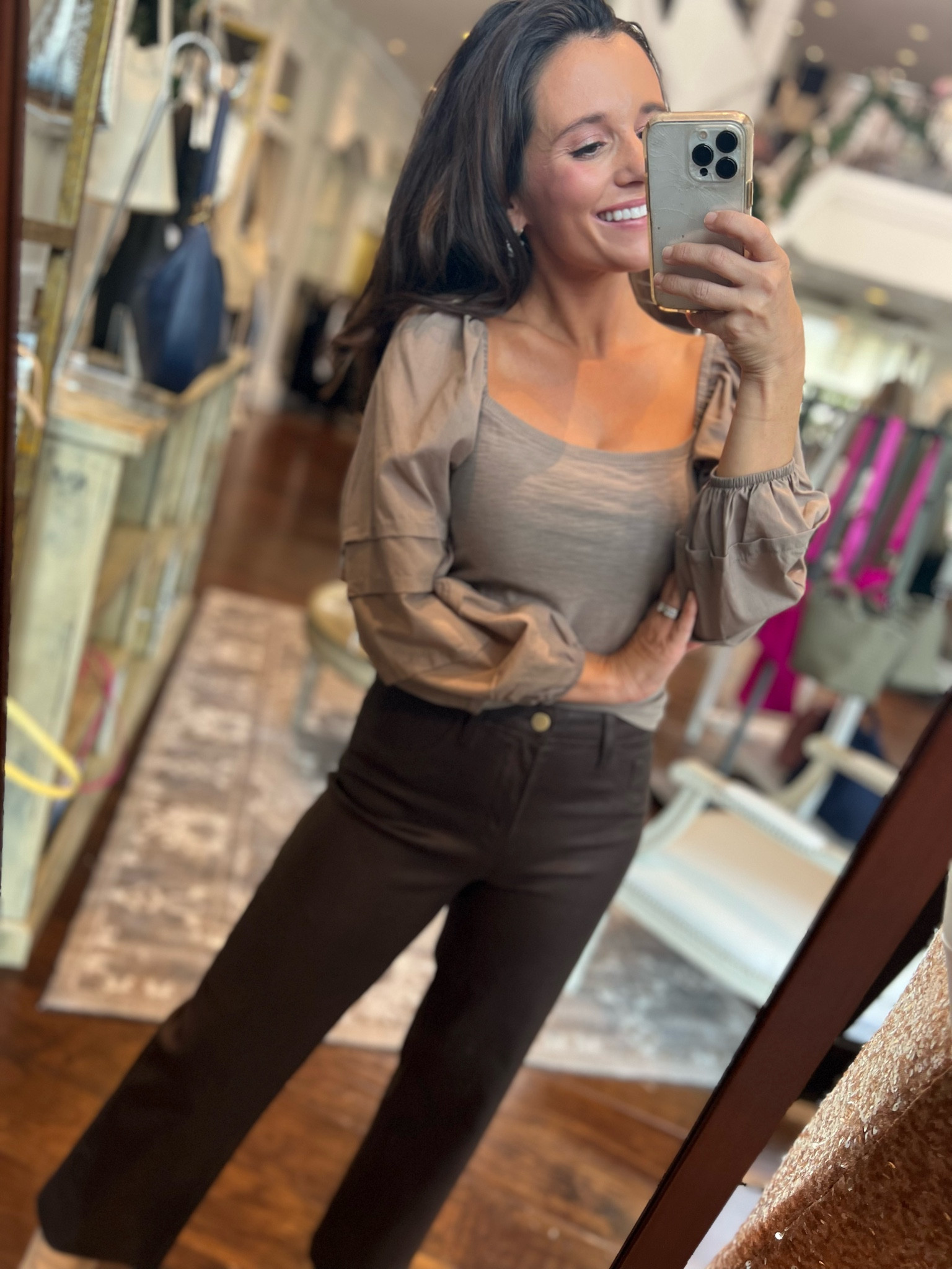 xs in top & 25 in jeans 

#LTKbeauty #LTKHoliday #LTKparties