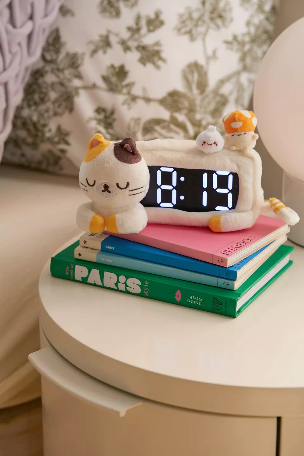 Smoko Cat Plushie Clock | Urban Outfitters (US and RoW)