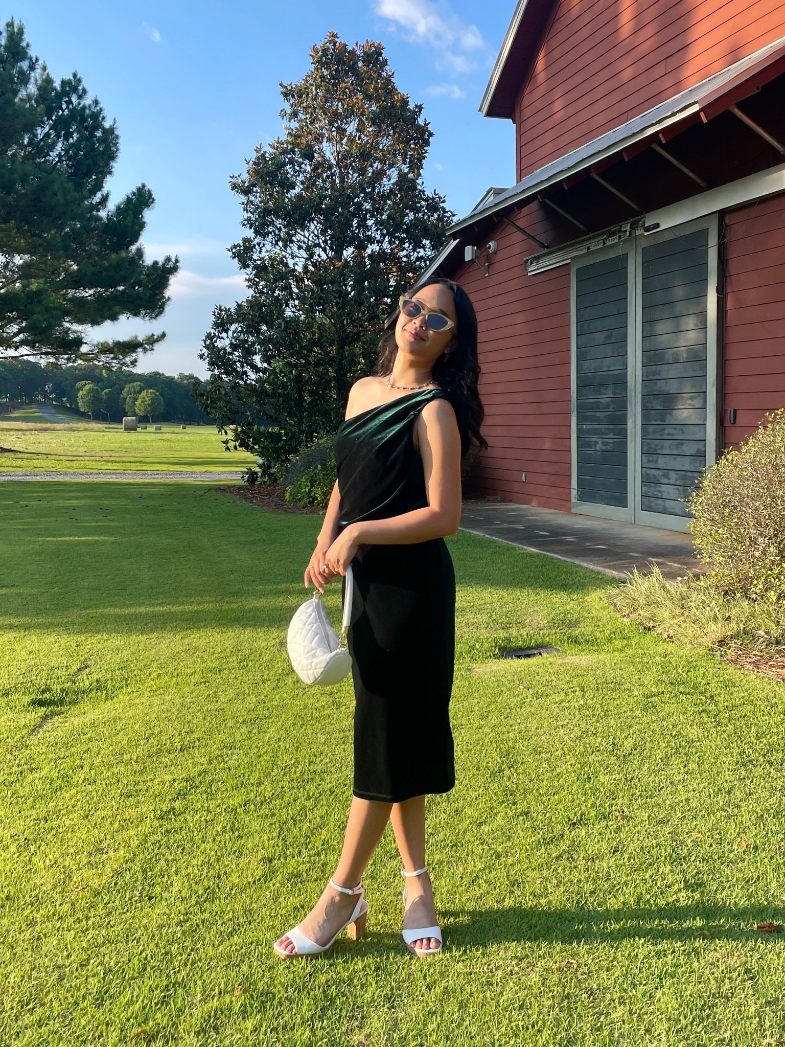 A chic green velvet look

#LTKStyleTip #LTKShoeCrush