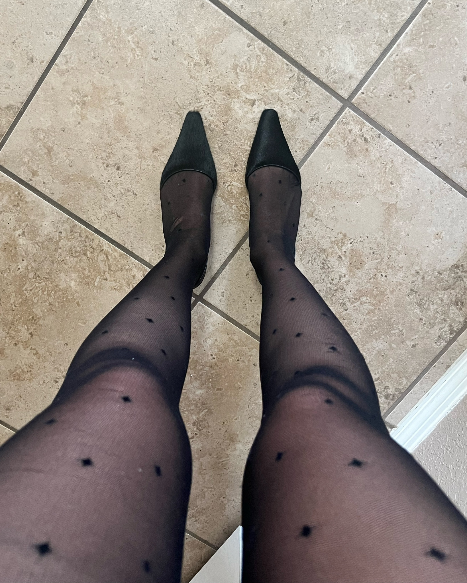 Just bought these babies on sale 👠 they’re low heel and perfect for jeans, to dress up, or skirts 
I paired them with this diamond cute Calzedonia tights that my cousins dog ripped 🫠 & now I can’t find anywhere LOL

#LTKHoliday #LTKstyletip #LTKworkwear
