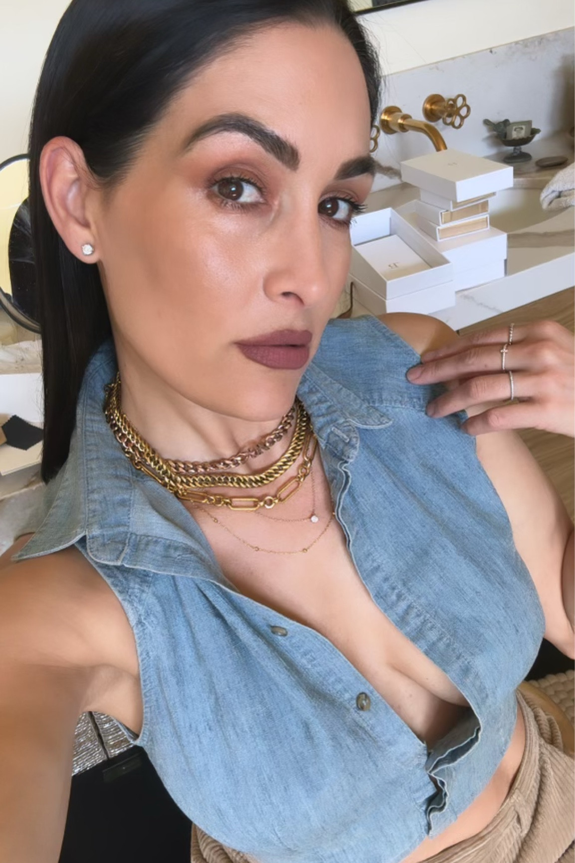 My new fav everyday necklace!!! Abbott Lyon is seriously incredibly quality!  

#LTKstyletip