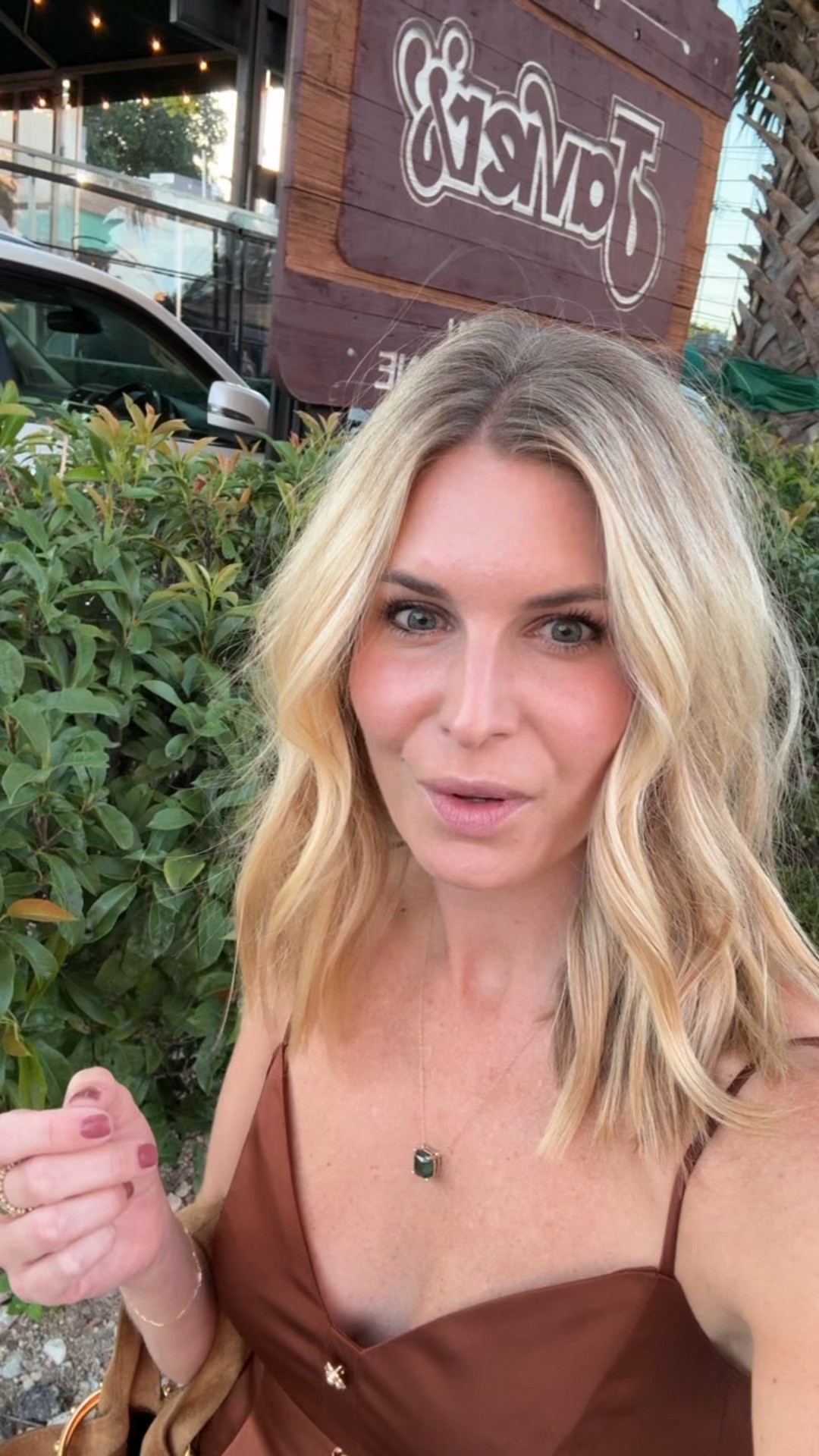 New fall handbag obsession!! 

#LTKFindsUnder100 #LTKSeasonal #LTKItBag