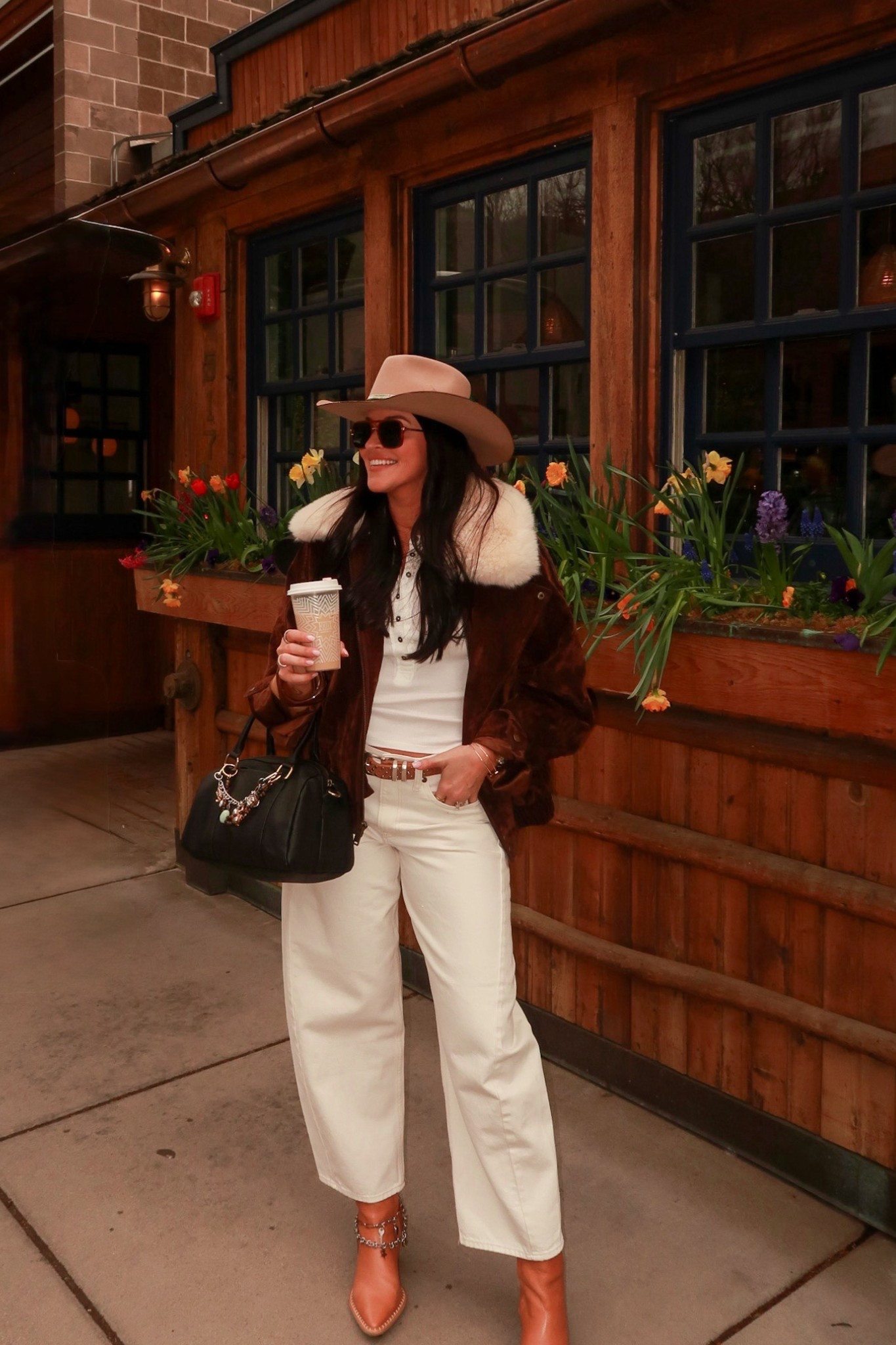 Use code AFTIA for an extra 15% off @abercrombie  
I wear S tops/jackets, 28 Reg jeans  #abercrombiepartner 


#LTKootd #LTKSaleAlert #LTKFestival