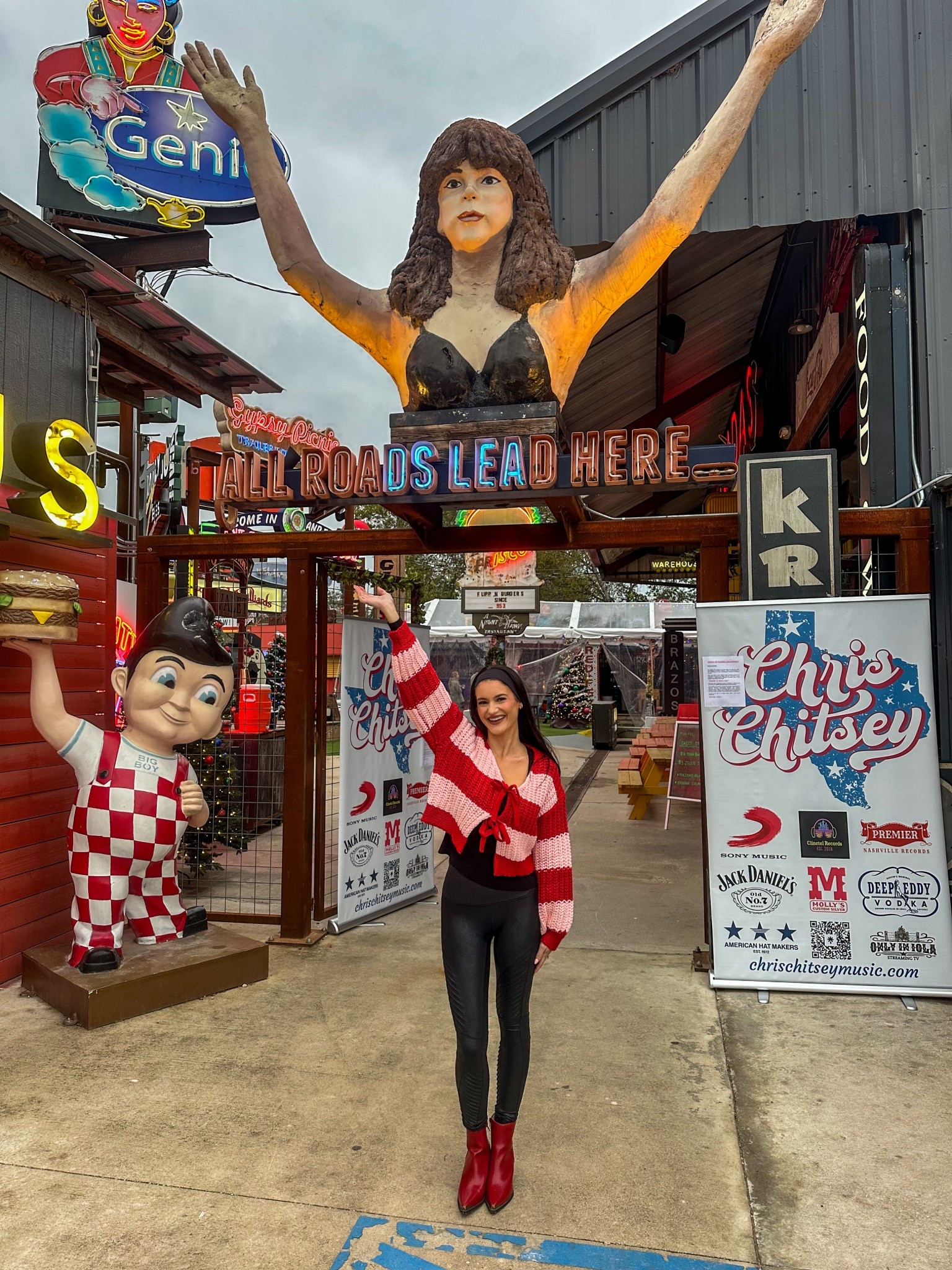 Red Christmas sweater
Holiday outfit 

#LTKootd #LTKHoliday