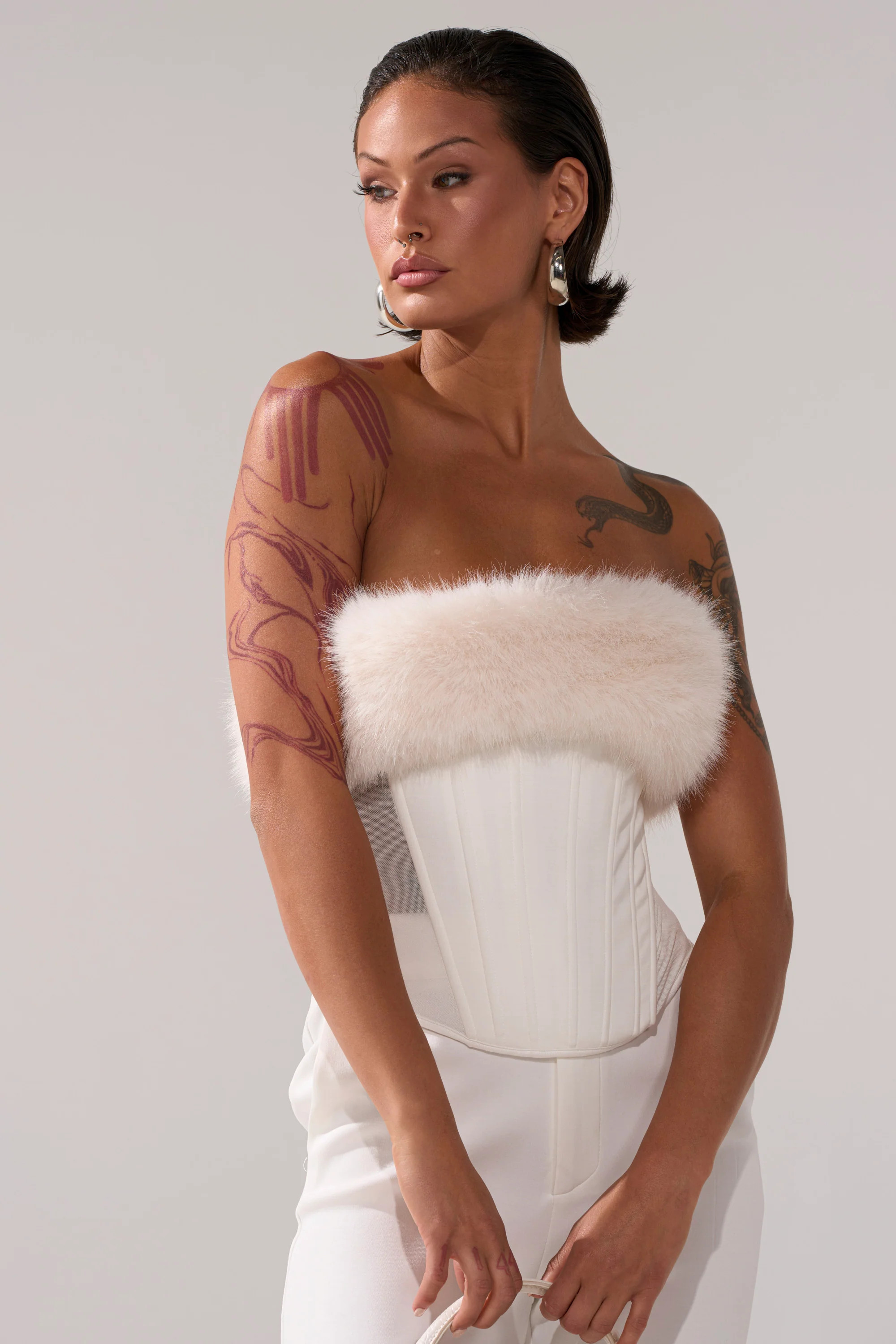 SNOW BUNNY CORSET WITH FUR | AKIRA