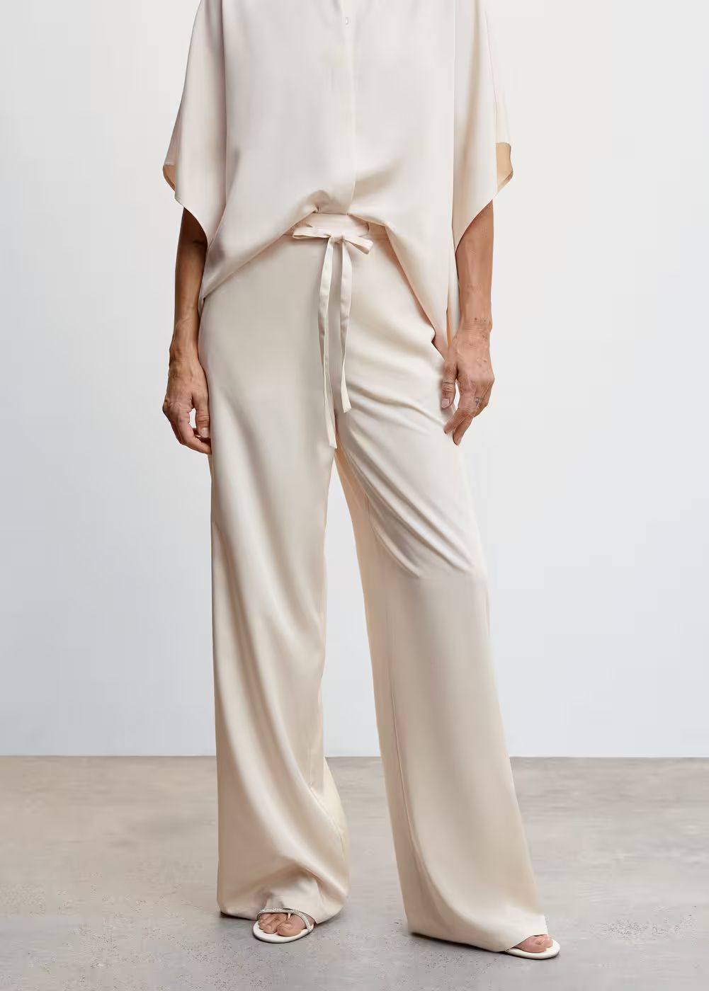 Flowy straight-fit trousers -  Women | Mango United Kingdom | MANGO (UK)