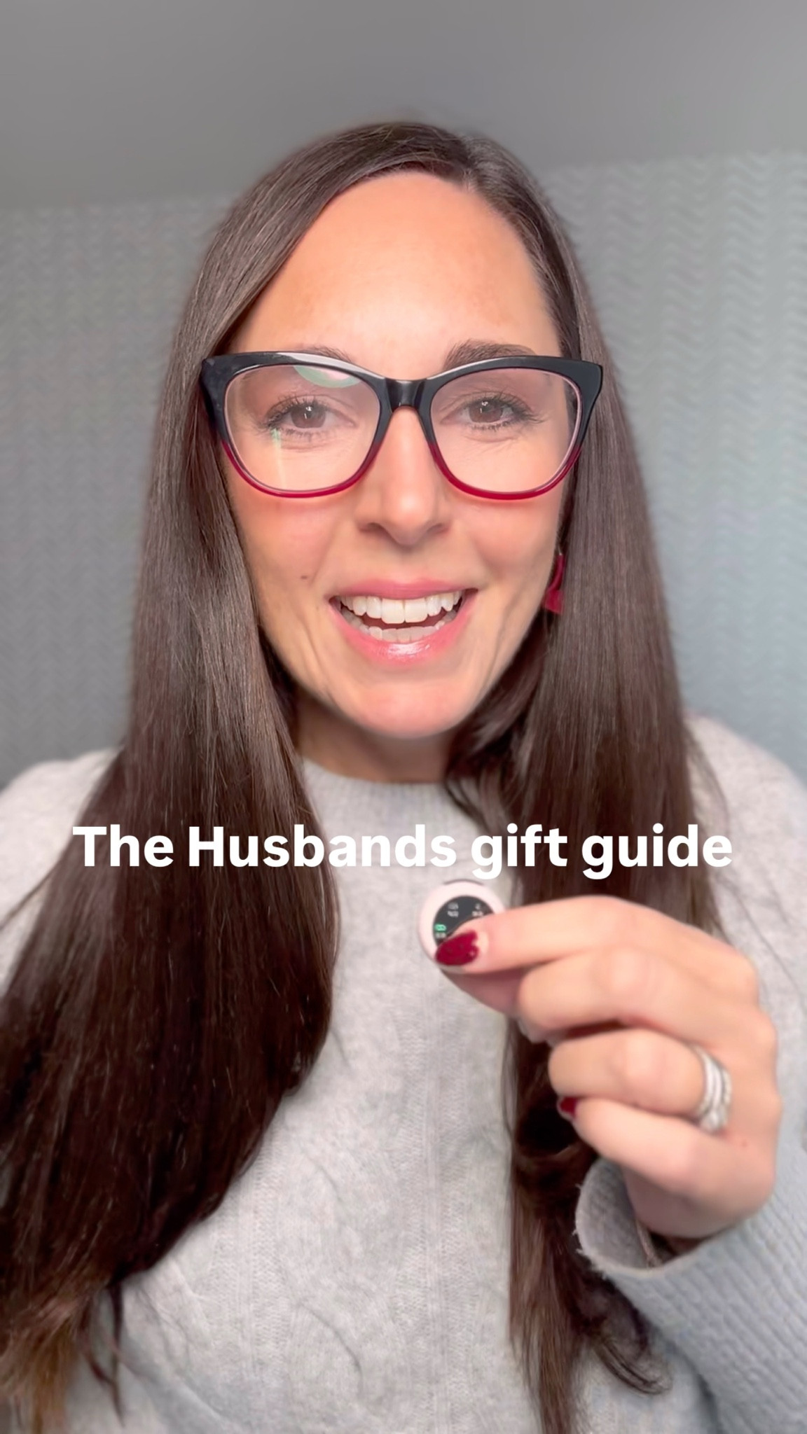 For the men who say “I don’t need anything” … okay, well I found you 5 things you actually do 🤣
A Grillbot to save his grill, cashmere to class him up, a chef knife for his inner Gordon Ramsay, the cardboard cutter he’ll show everyone, and the ABC pant = undefeated.
@christina_with_love_ #reel #explore


#LTKHoliday #LTKGiftGuide