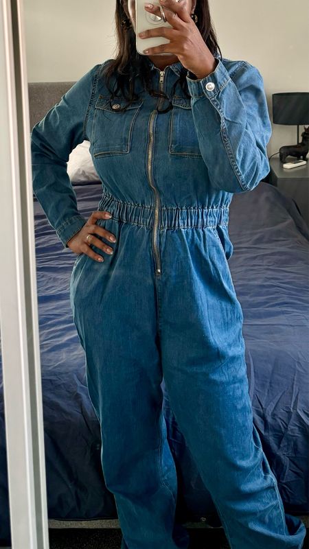 This cute utility boiler suit is one that works for any occasion and can be styled up or down depending on the event | What I wore as a mom. Cute mommy outfits to copy!  #ltkfinds