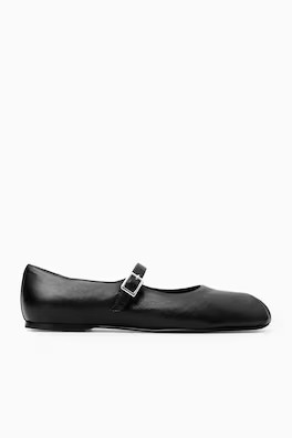 SQUARE-TOE BALLET FLATS | H&M (UK, MY, IN, SG, PH, TW, HK)