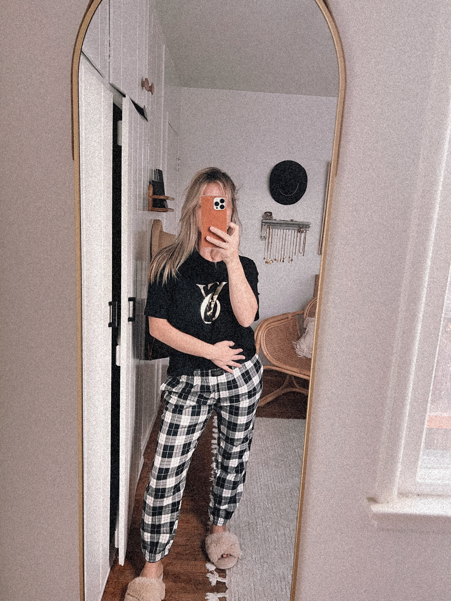 Vs Flannel Jogger Tee-Jama Set