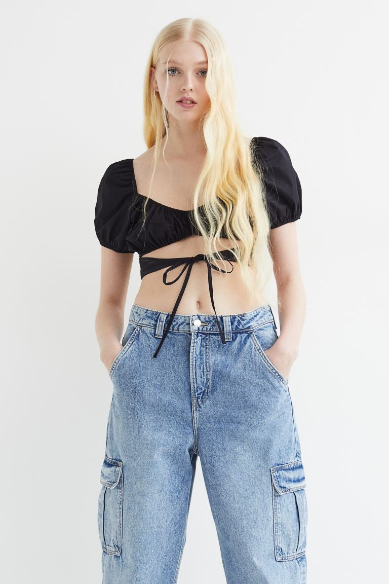 Cropped cut-out blouse | H&M (UK, MY, IN, SG, PH, TW, HK)