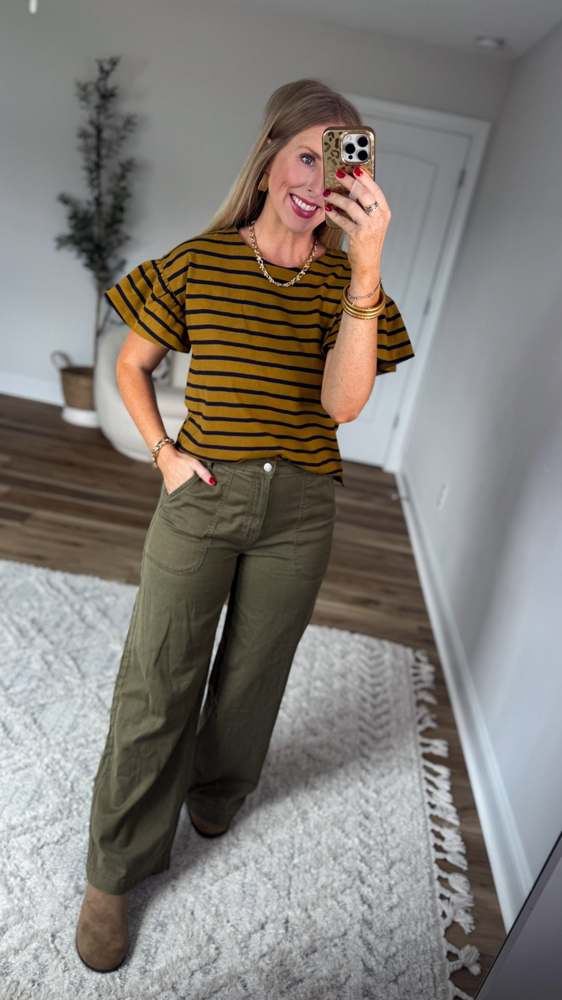 Daily try on, Walmart outfit, Walmart fashion, Walmart style, striped tee, flutter sleeves, olive green pants

#LTKootd