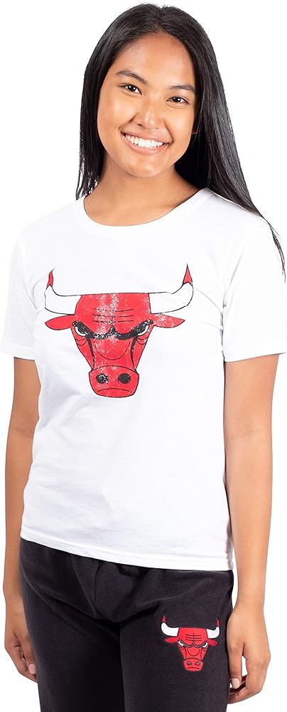 Ultra Game NBA Women's Soft Vintage Distressed Graphics T-Shirt | Amazon (US)