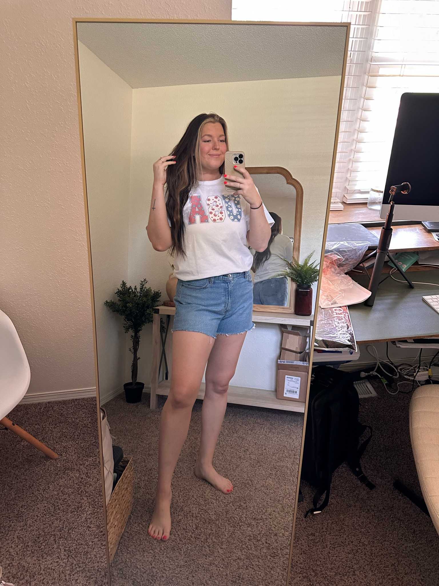 Perfect dark wash shorts. 15% off

#LTKSeasonal #LTKFindsUnder50 #LTKSaleAlert