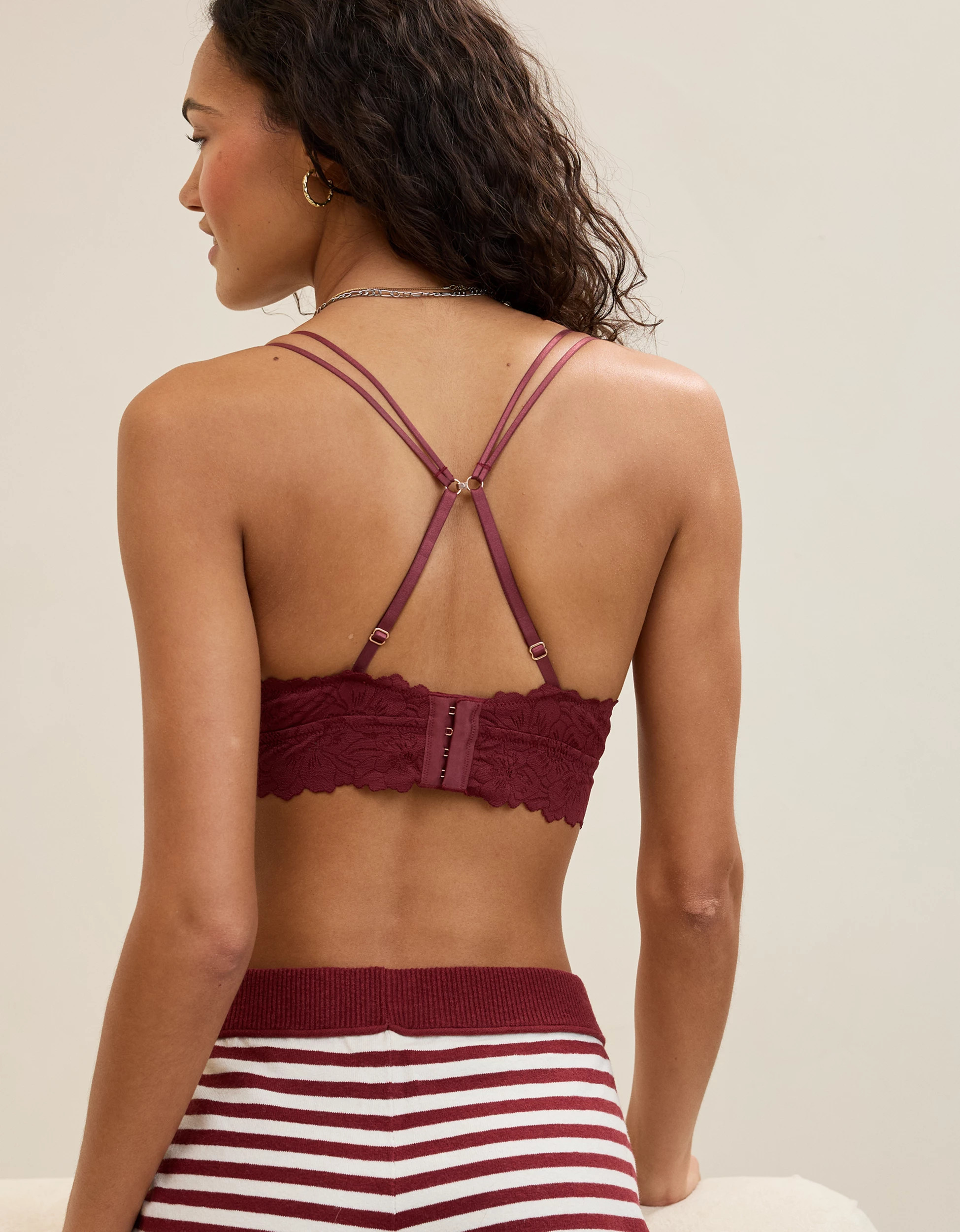 Show Off Rosey Lace Padded Plunge Bralette | Aerie