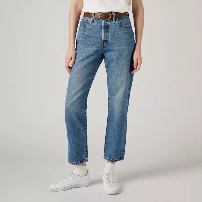 501® Original Cropped Women's Jeans - Medium Wash | Levi's® US | Levi's US