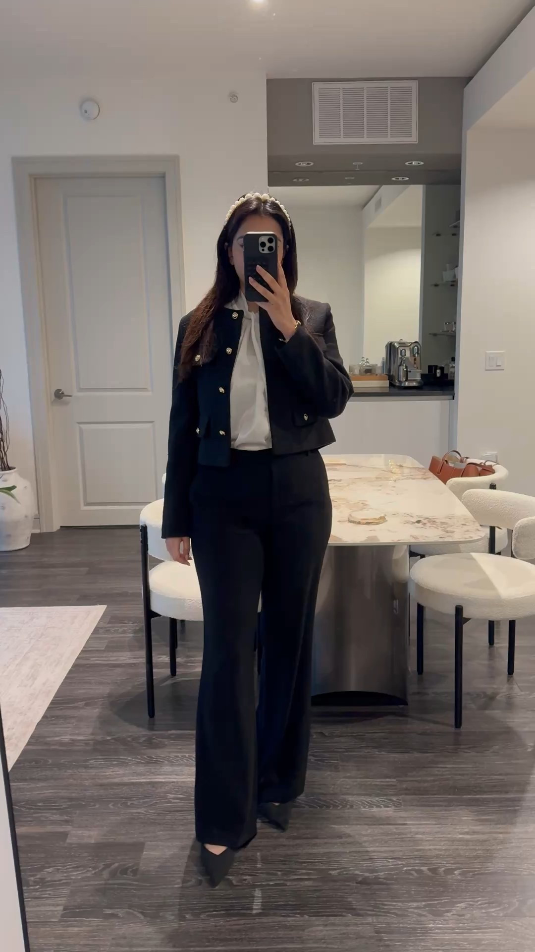 Classy corporate outfit inspo ❤️

#LTKBeauty #LTKWorkwear #LTKStyleTip