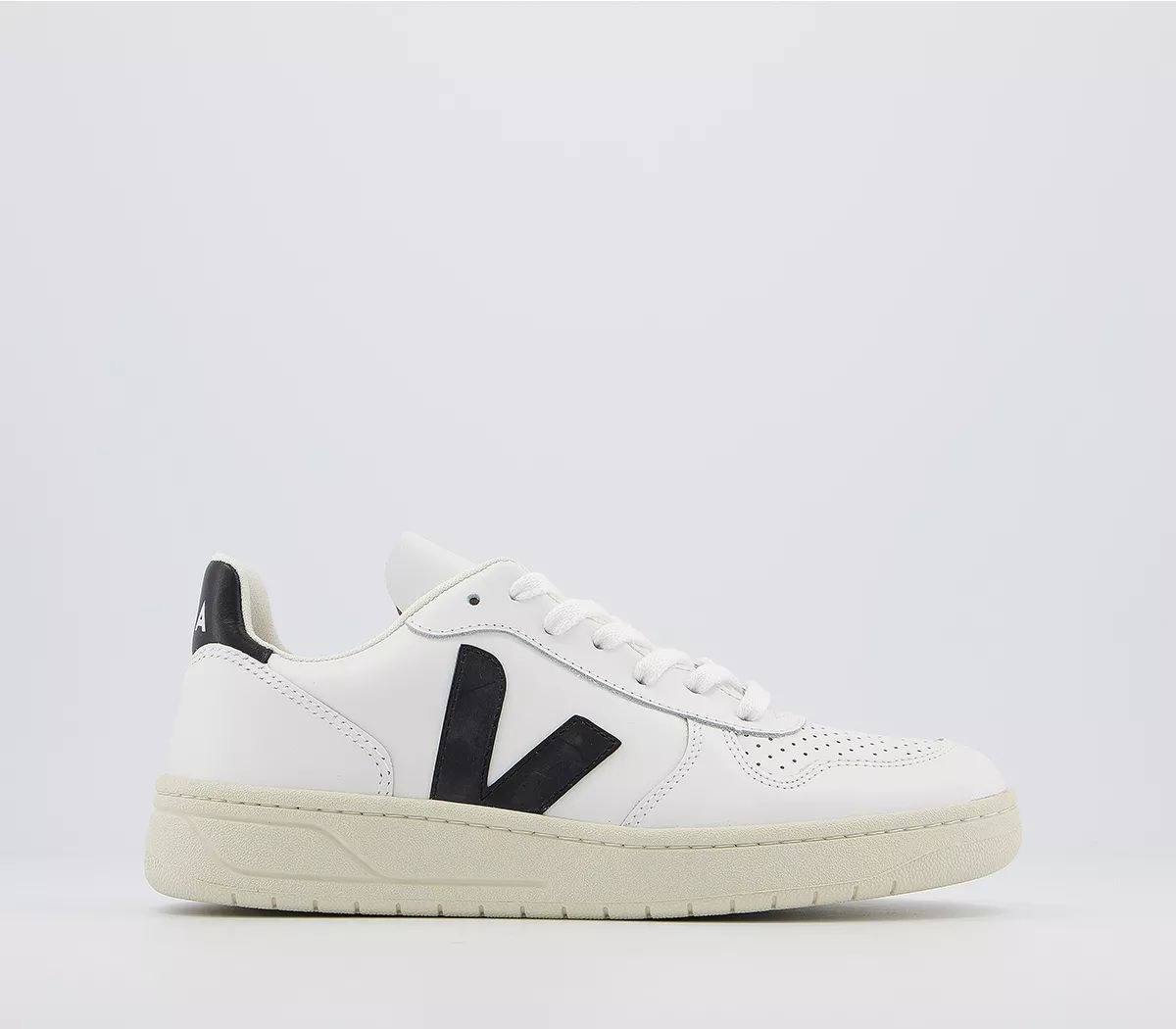 VEJA
								V-10 Trainers
								White Black F | OFFICE London (UK)