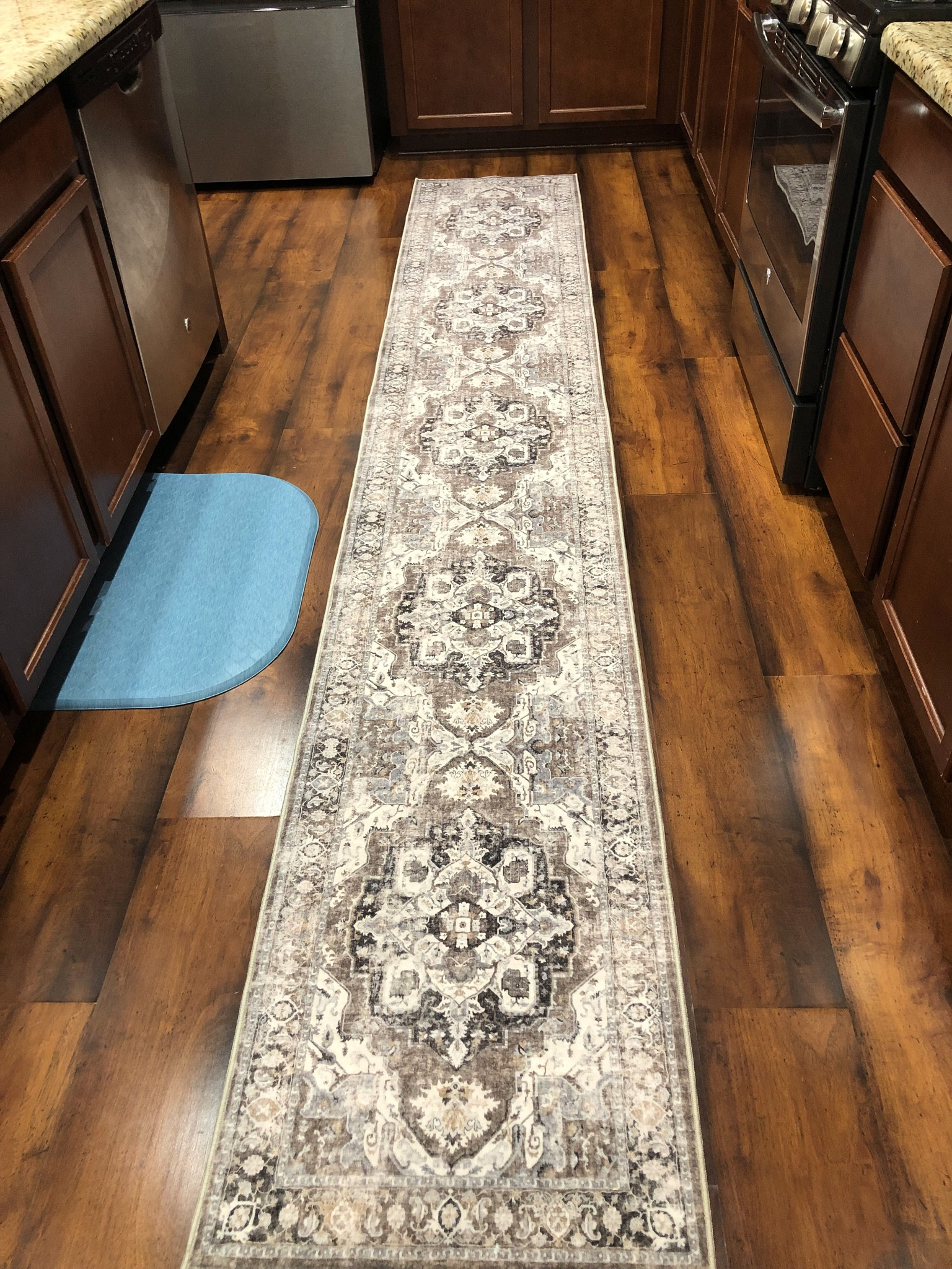 This gorgeous rug is soft and elegant! Best of all it is washable! 

#LTKhome #LTKfindsunder100 #LTKstyletip