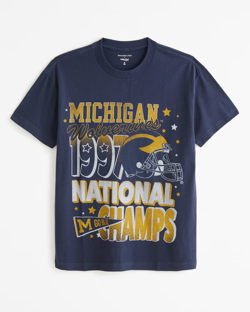 Abercrombie & Fitch Men's University of Michigan Graphic Tee in Navy Blue - Size M | Abercrombie & Fitch (US)
