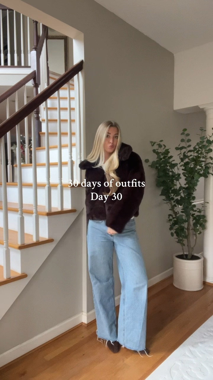 Winter fashion ! 
Dolce vita 
Gap 
Abercrombie 

#LTKHoliday #LTKootd #LTKStyleTip