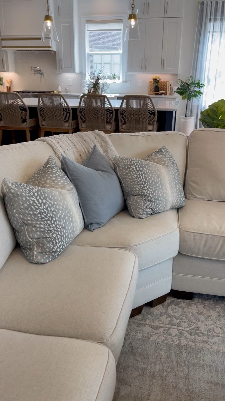 Style tip:
Invest in great pillow inserts so you can freshen up your space each season without breaking the bank or having a closet full of pillows.

#LTKhome #LTKSeasonal #LTKstyletip