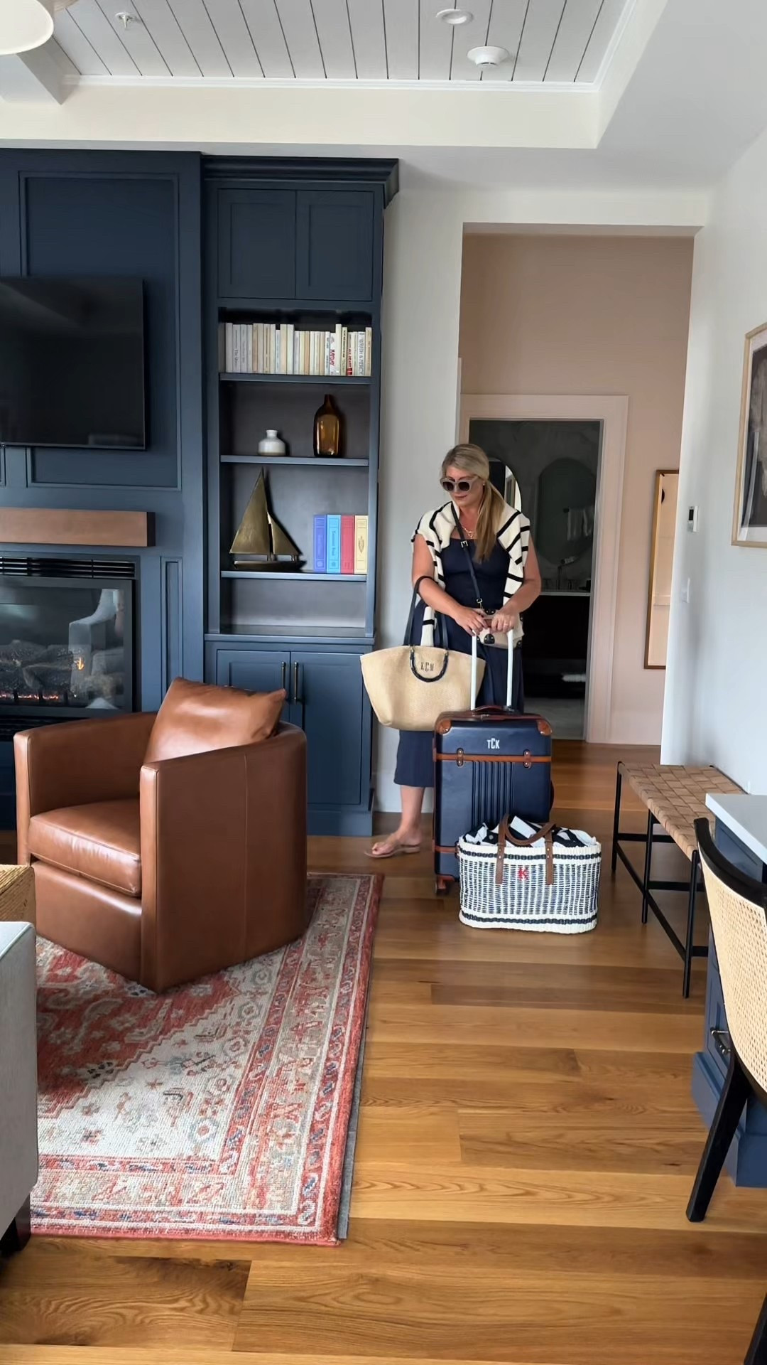 Hello from Mystic! Sharing my luggage, bags, and outfit as we arrive to our beautiful suite.

#LTKTravel #LTKItBag #LTKSaleAlert