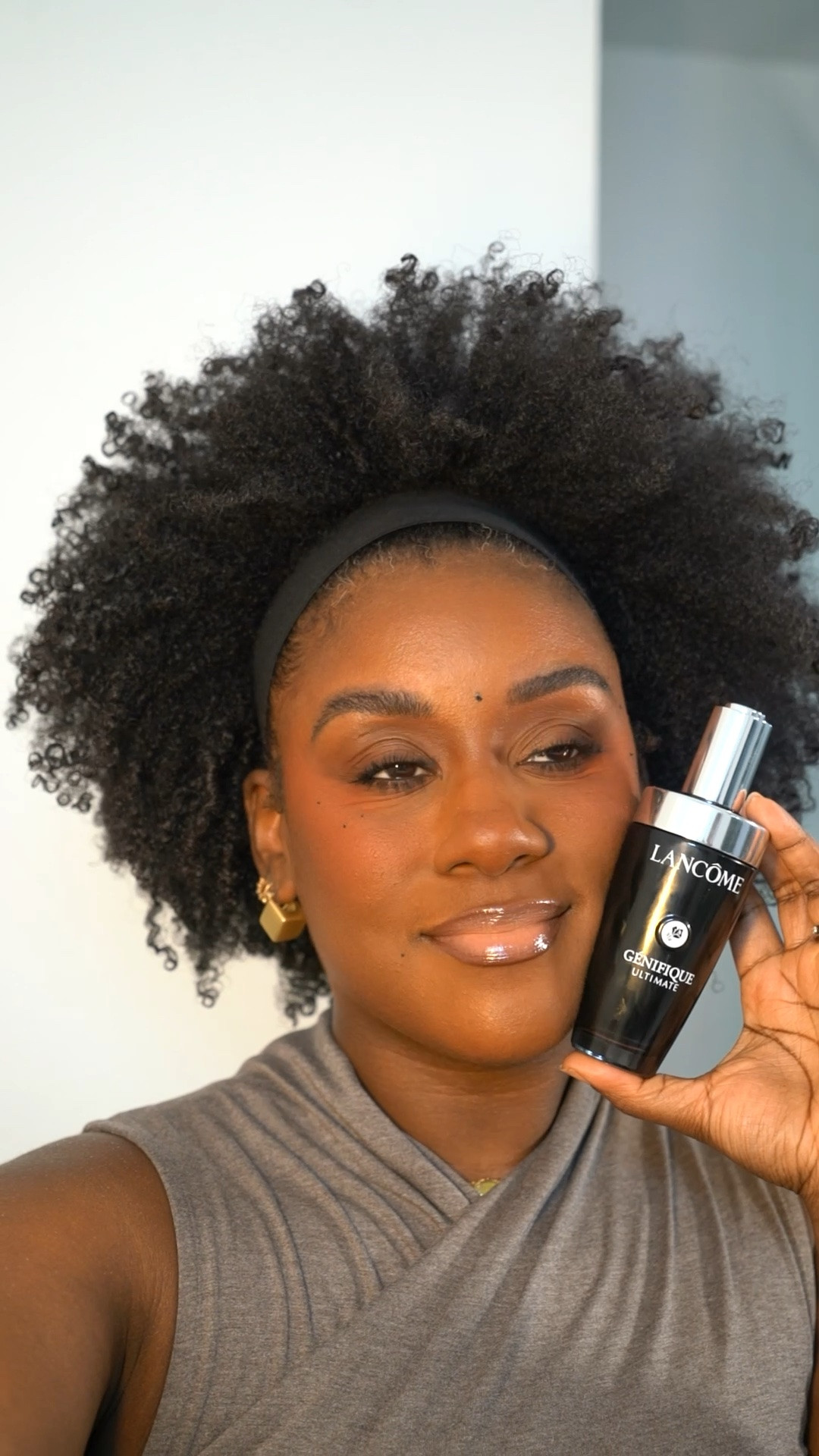 One of the easiest ways I care for my skin is with @lancomeofficial Genifique Ultimate Serum because it helps repair the skin's moisture barrier, boosts radiance, and keeps my skin feeling hydrated and soothed. From now until 8/11, you can use my code LTK20 for 20% off. It’s separate from the public promo, so be sure to shop through LTK to receive the offer. #LancomePartner #LancomeSkincare