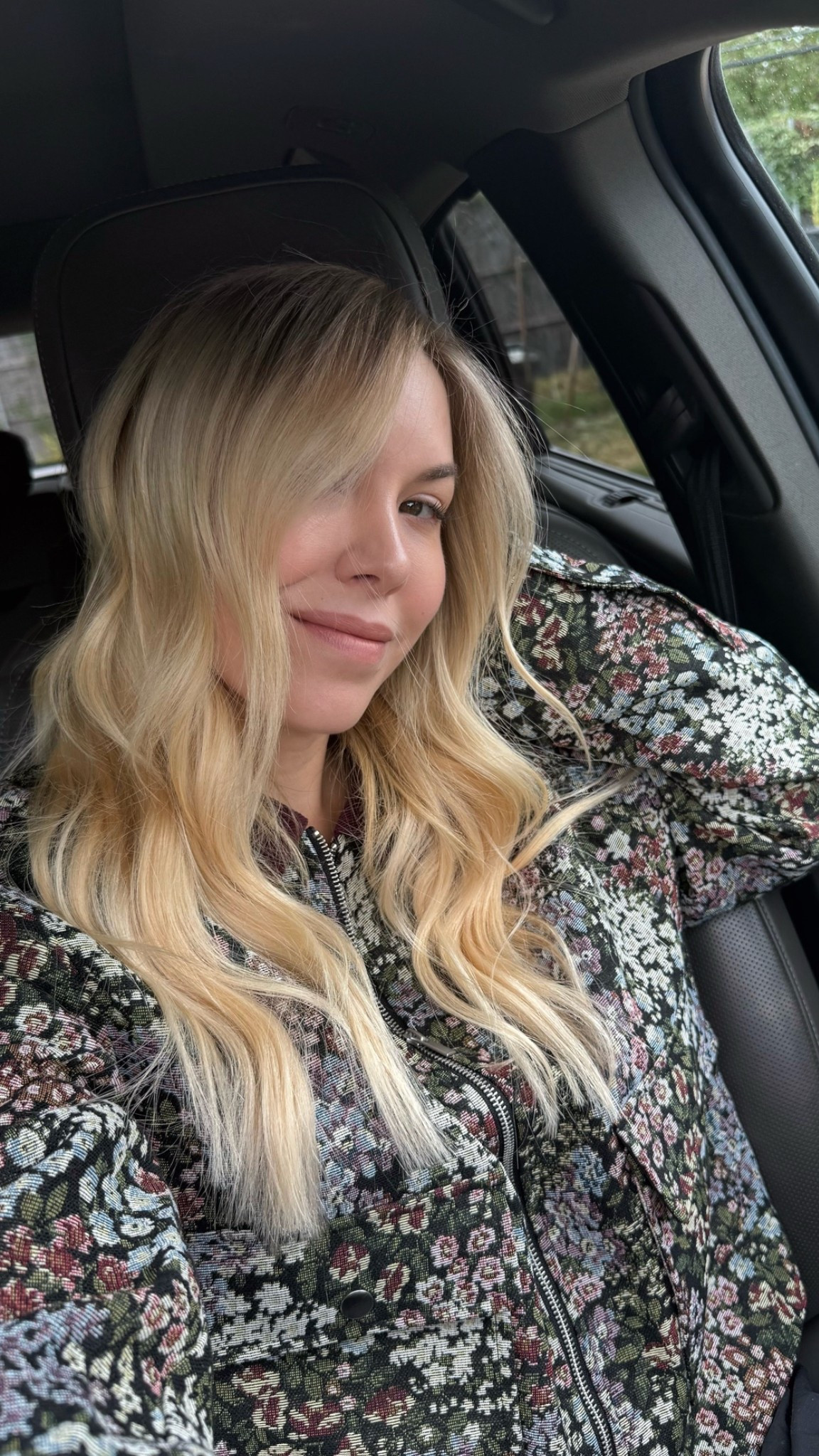 New hair 👋
Can you believe how cute this outfit is from Walmart?!?

#LTKdayinmylife