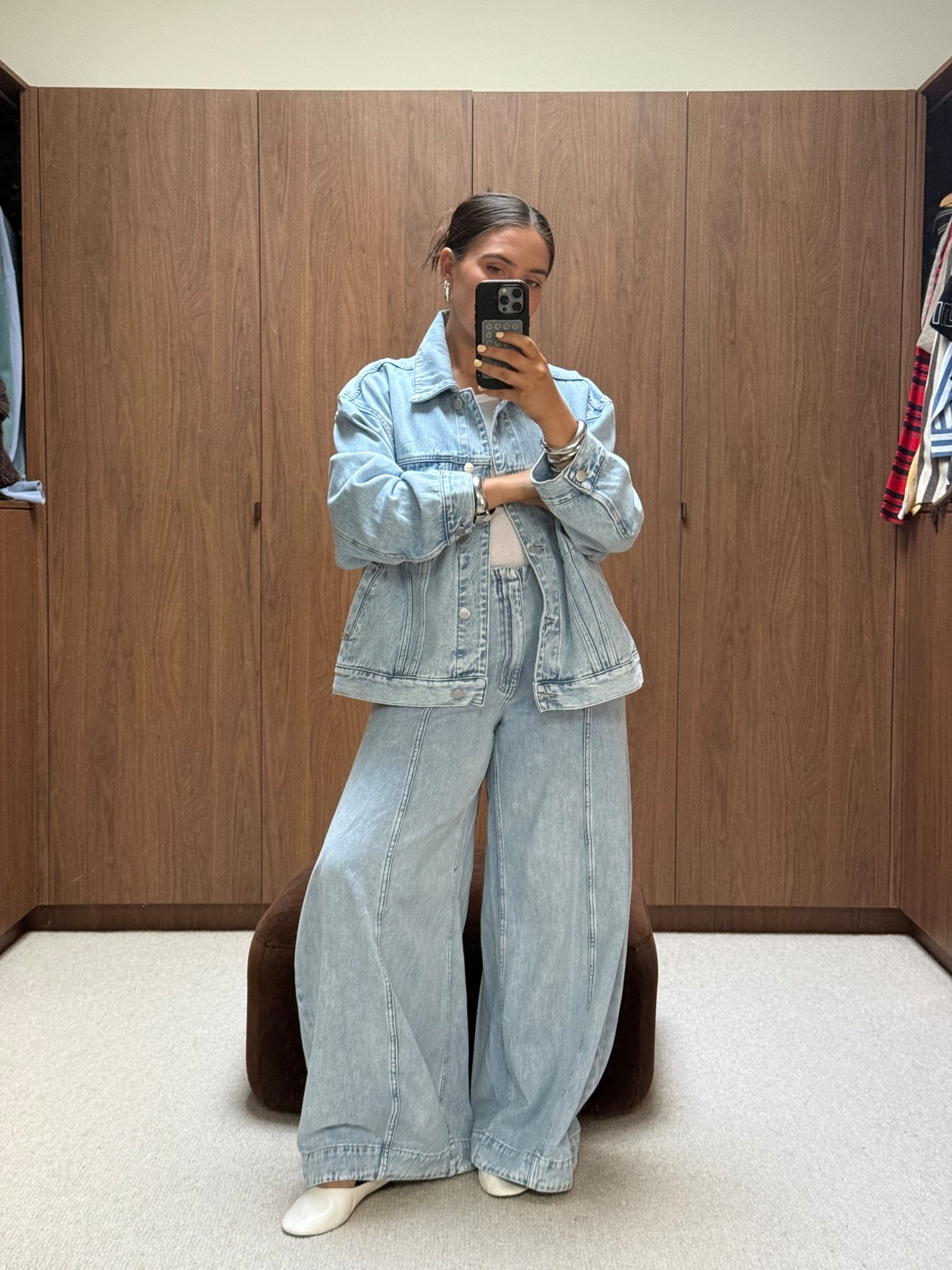 Wearing size 10 jeans and size 12 jacket x 

#LTKmidsize #LTKstyletip #LTKaustralia
