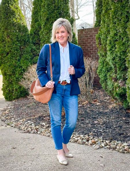 Another elevated casual outfit! This navy linen blazer is classic and a piece you’ll wear all year. 

#LTKstyletip #LTKover40 #LTKworkwear