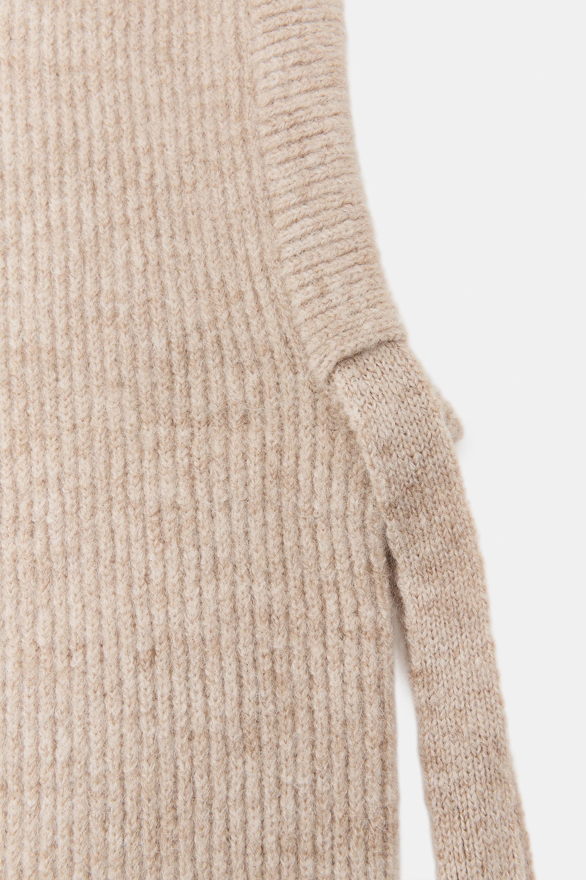 RIBBED KNIT HOOD | Zara UK