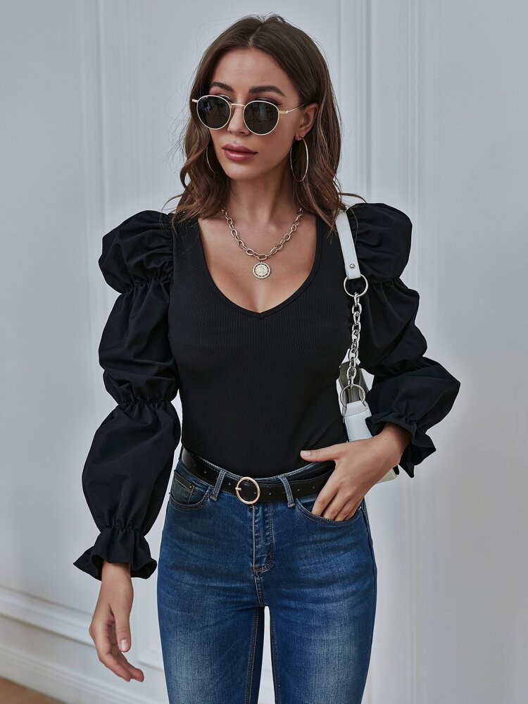 Scoop Neck Gather Sleeve Bodysuit | SHEIN