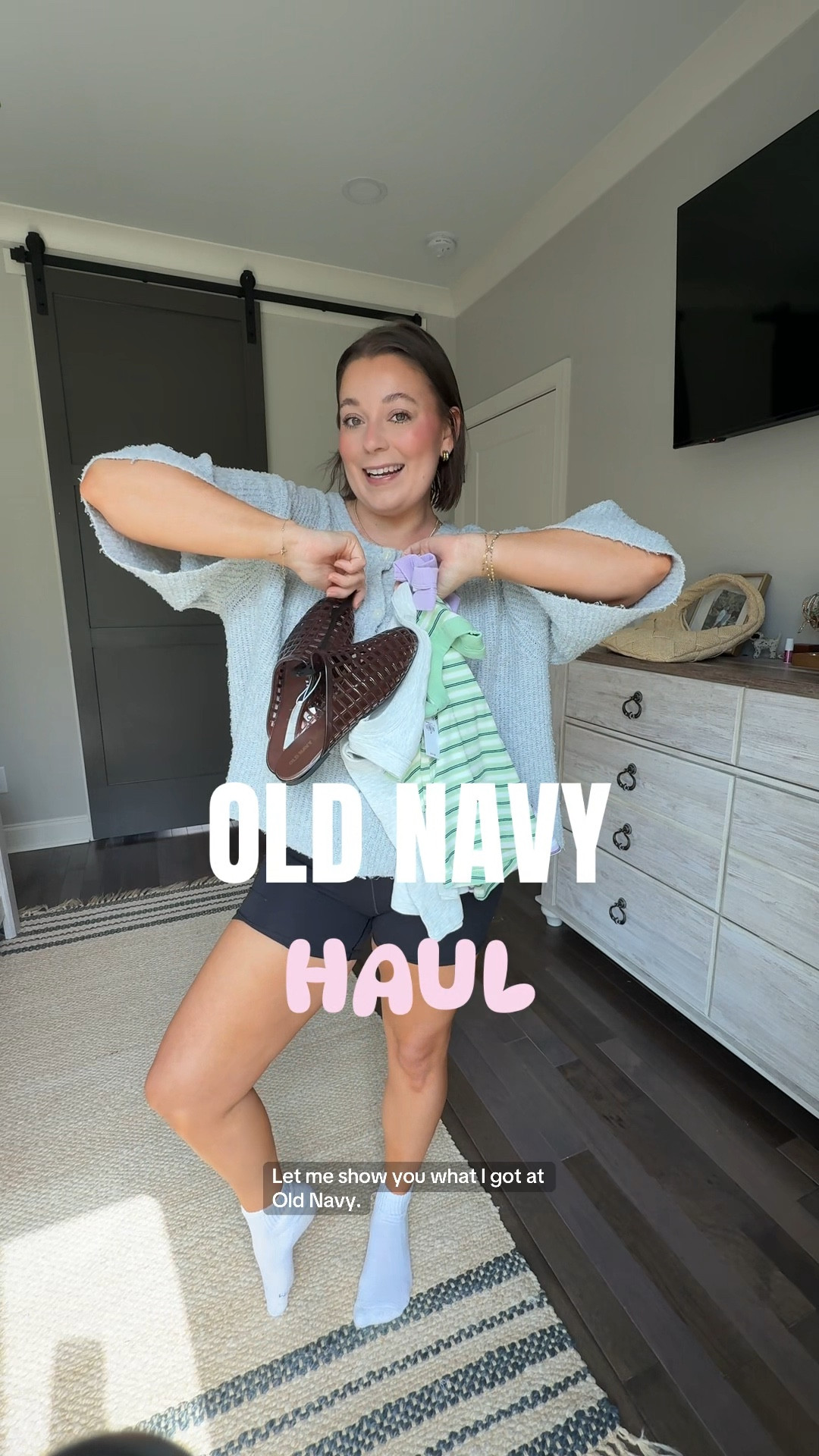 Mini Old Navy haul 🛍️ my most worn basic tank & jellies!!

#LTKSaleAlert #LTKMidsize #LTKootd