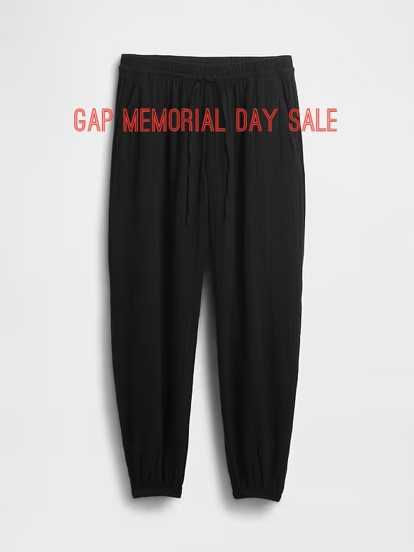 Sale Memorial Day gap comfy chic euro summer outfits

#LTKSeasonal #LTKSaleAlert