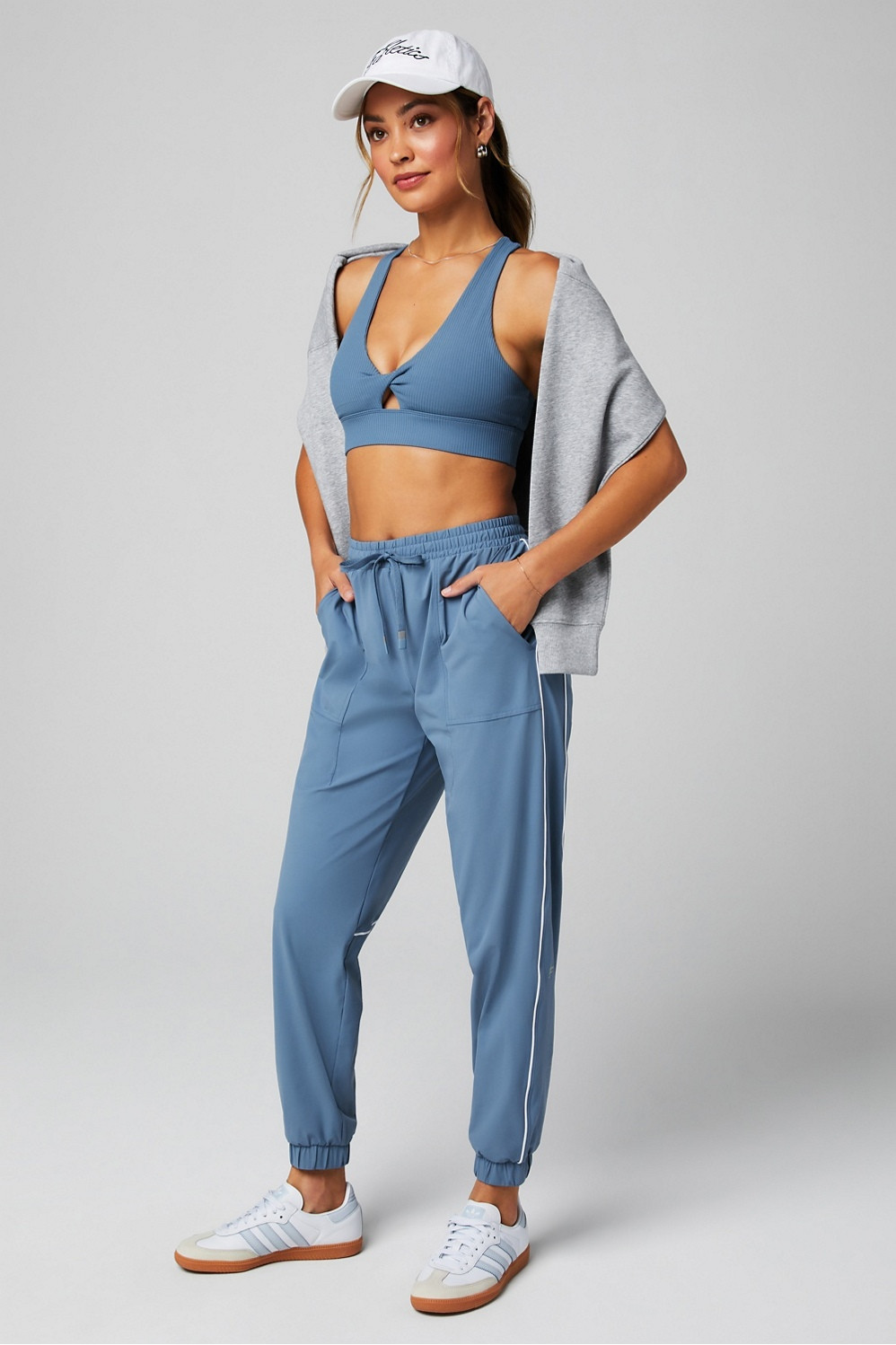 Gravity 2-Piece Outfit | Fabletics - North America