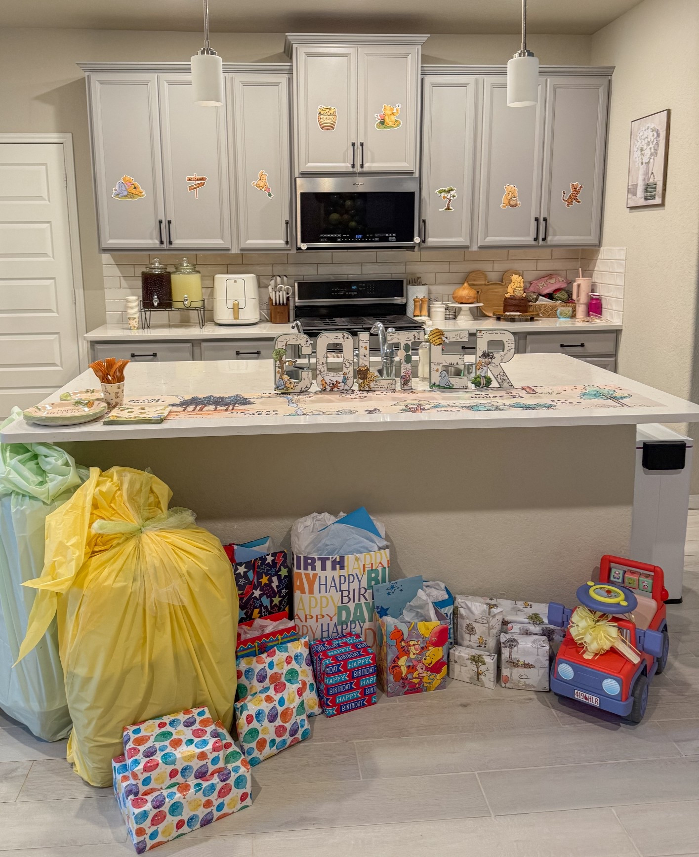 Baby’s 1st birthday💛Winnie the Pooh themed🍯

#LTKKids #LTKBaby #LTKFindsUnder50