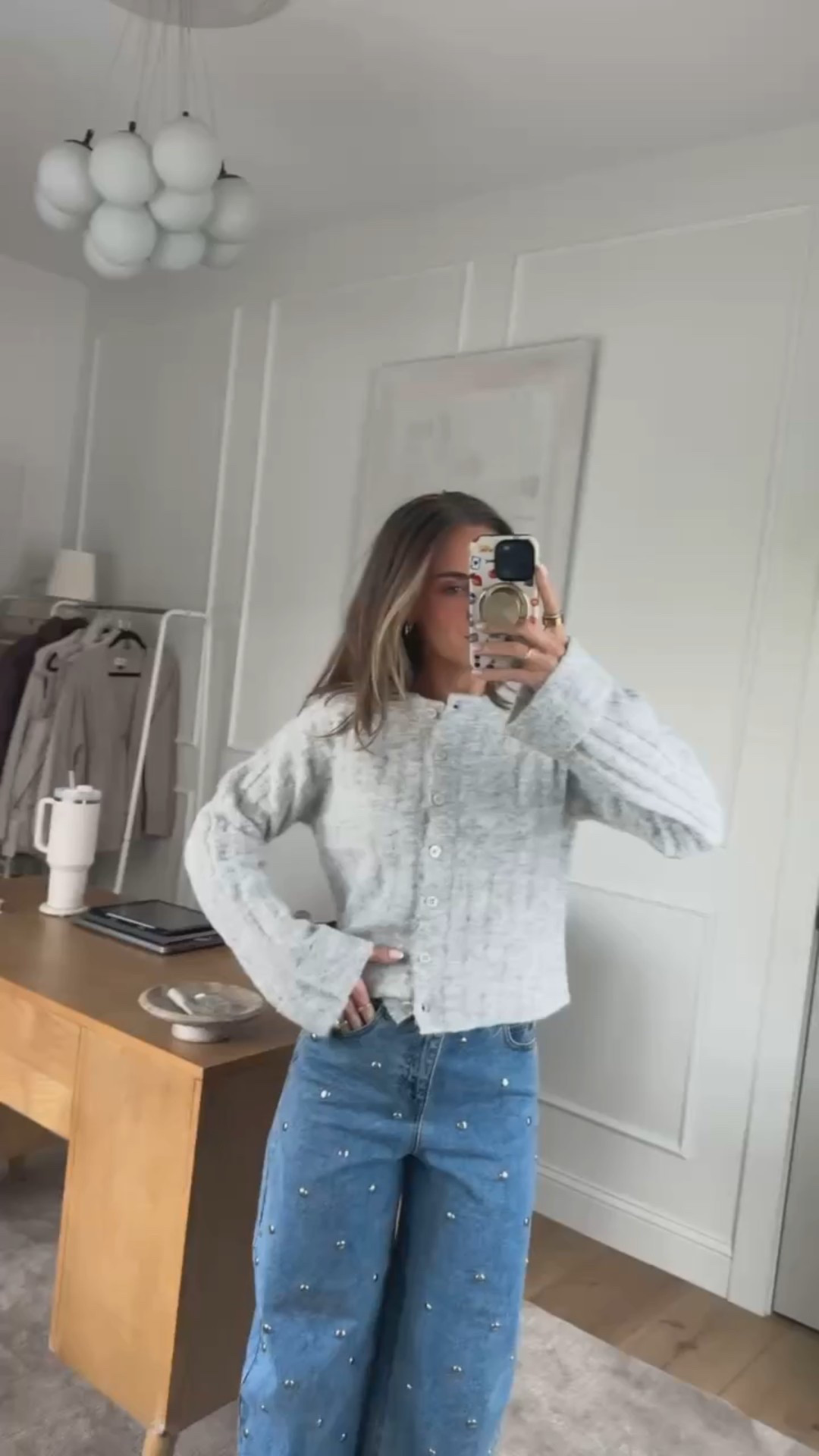 The versatility of this cardigan is lovely! Wear it as a full shirt or open it for a layered look with an undershirt 🥰

#target #targetfinds #targethaul #sweater #cardigan #falloutfit #fallfashion #falloutfitinspo #officeattire #workfromhomefashion

#LTKSeasonal #LTKStyleTip #LTKFindsUnder100