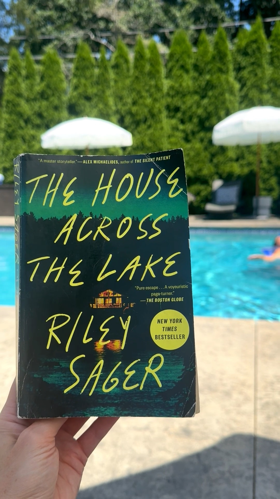 Summer Reading ☀️
The House Across the Lake...

#LTKHome #LTKSeasonal #LTKTravel